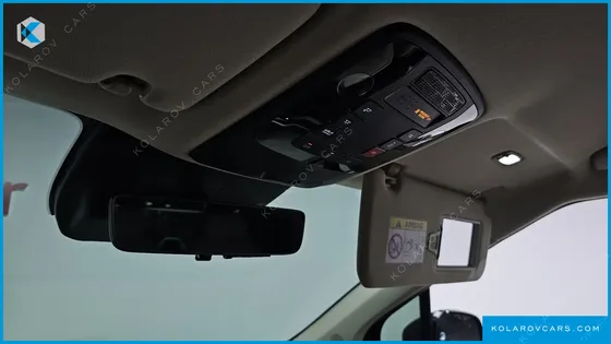 KIA CARNIVAL HEV 4-SEATER HI LIMOUSINE