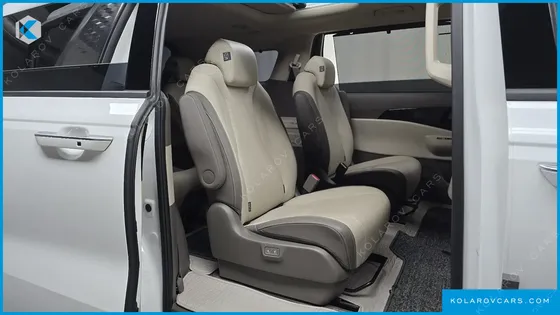 KIA CARNIVAL HEV 9SEATER SIGNATURE