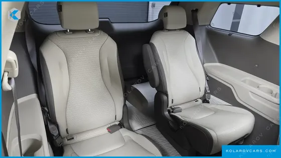 KIA CARNIVAL HEV 9SEATER SIGNATURE