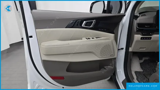 KIA CARNIVAL HEV 9SEATER SIGNATURE