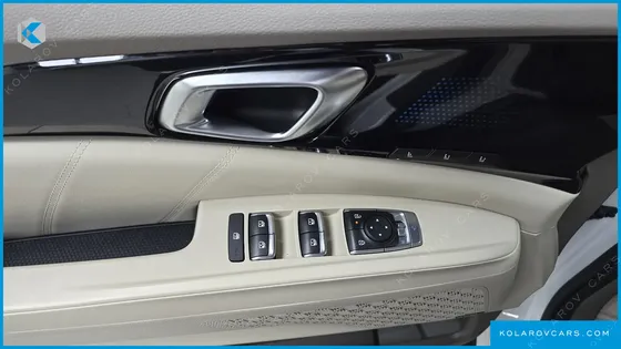 KIA CARNIVAL HEV 9SEATER SIGNATURE