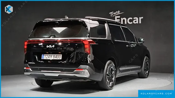 KIA CARNIVAL 9-SEATER NOBLESSE