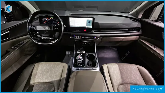 KIA CARNIVAL 9-SEATER NOBLESSE