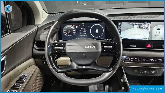 KIA CARNIVAL 9-SEATER NOBLESSE