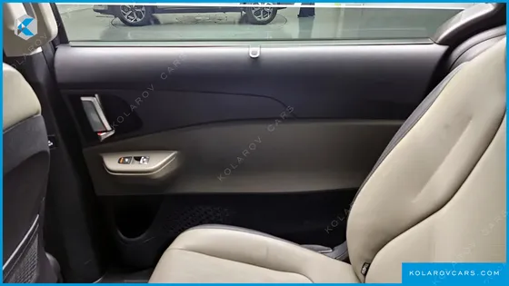 KIA CARNIVAL 9-SEATER NOBLESSE