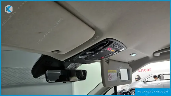 KIA CARNIVAL 9-SEATER NOBLESSE