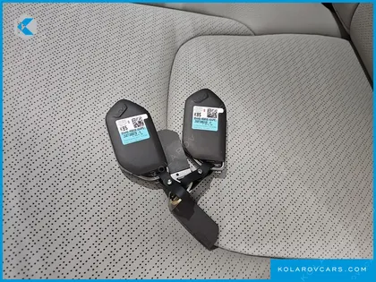 KIA CARNIVAL HEV 7SEATER OUTDOOR NOBLESS