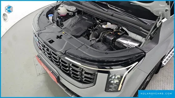 KIA CARNIVAL GASOLINE 7-SEATER GRAVITY