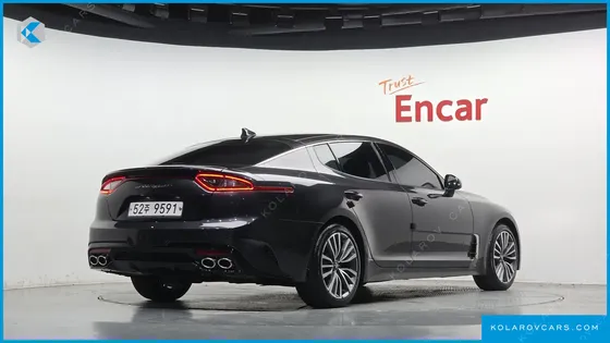 KIA STINGER 2.0 TURBO 2WD