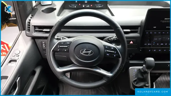 HYUNDAI STARIA L3.5  KINDER SAFETY CAR
