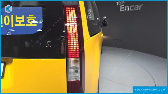HYUNDAI STARIA L3.5  KINDER SAFETY CAR