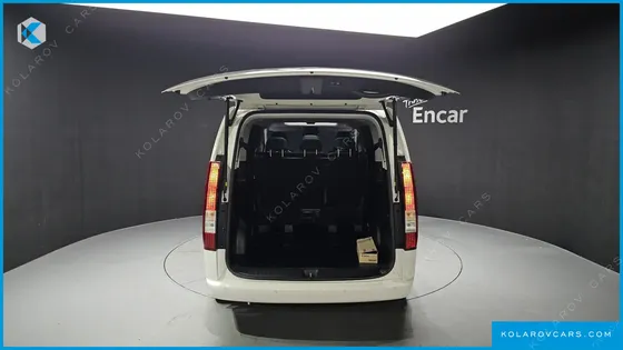 HYUNDAI STARIA TOURER 9-SEATER