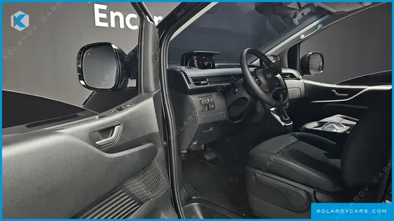 HYUNDAI STARIA HEV 1.6 CARGO 5-SEATER