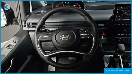HYUNDAI STARIA HEV 1.6 CARGO 5-SEATER