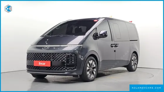 HYUNDAI STARIA LOUNGE 9-SEATER