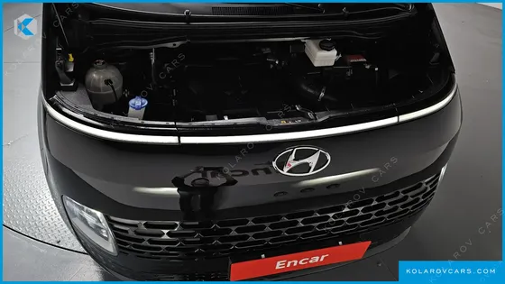 HYUNDAI STARIA L3.5 CARGO 5-SEATER