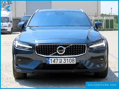 VOLVO V60 B5 ULTIMATE AWD