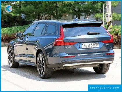 VOLVO V60 B5 ULTIMATE AWD