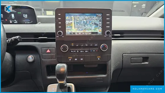 HYUNDAI STARIA TOURER 11-SEATER