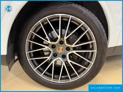 PORSCHE CAYENNE 3.0 COUPE