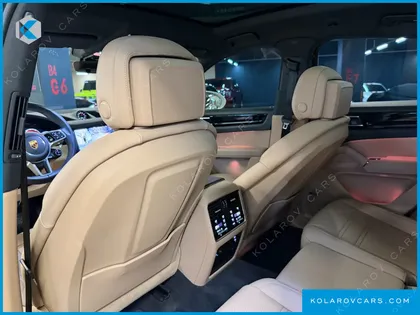 PORSCHE CAYENNE 3.0 COUPE