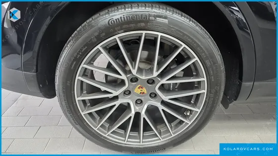 PORSCHE CAYENNE 3.0