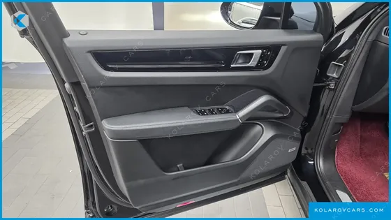 PORSCHE CAYENNE 3.0