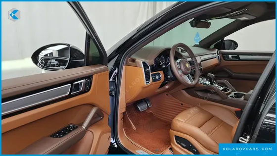 PORSCHE CAYENNE 3.0 E-HYBRID COUPE PLATINUM EDITION