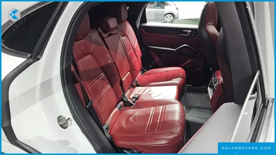 PORSCHE CAYENNE 3.0 COUPE