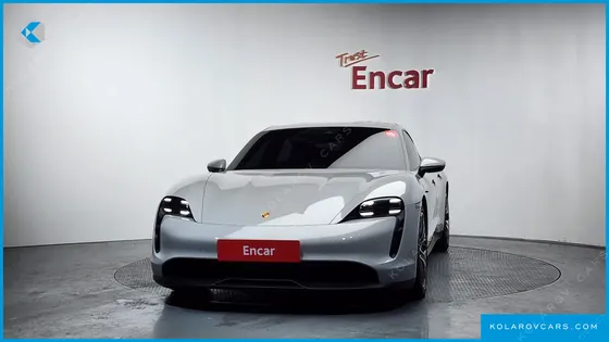 PORSCHE TAYCAN BASE