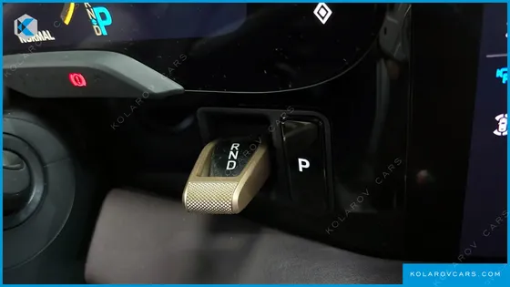 PORSCHE TAYCAN BASE
