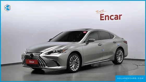 LEXUS ES EXECUTIVE