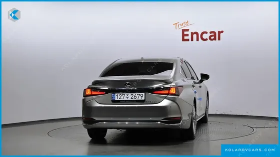 LEXUS ES EXECUTIVE