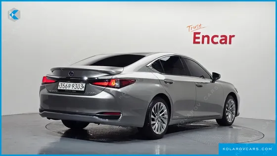LEXUS ES EXECUTIVE