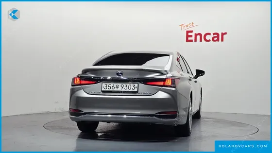 LEXUS ES EXECUTIVE