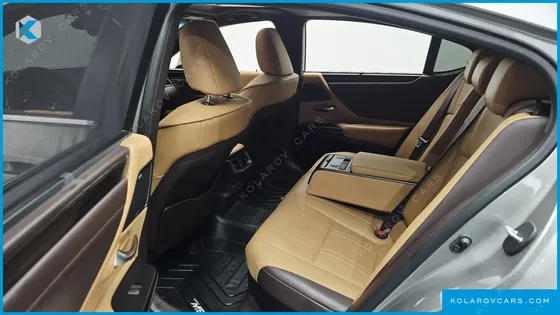 LEXUS ES EXECUTIVE