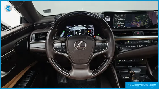 LEXUS ES EXECUTIVE