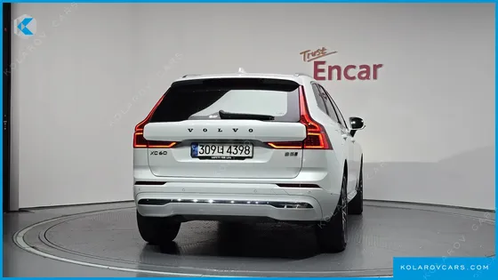VOLVO XC60 B5 ULTIMATE BRIGHT
