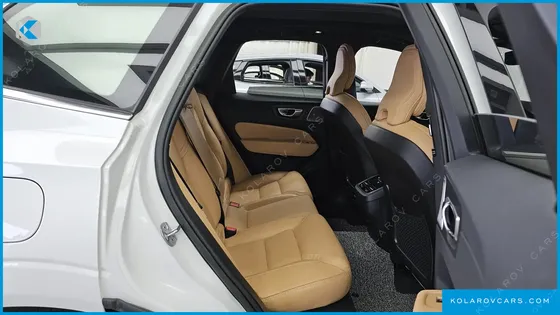 VOLVO XC60 B5 ULTIMATE BRIGHT