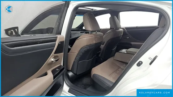 LEXUS ES EXECUTIVE