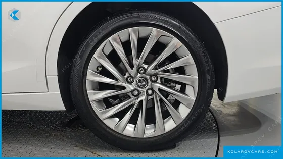 LEXUS ES EXECUTIVE