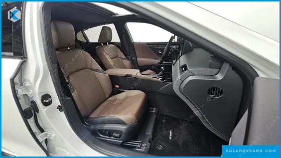 LEXUS ES EXECUTIVE