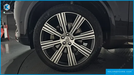 VOLVO XC90 B6 INSCRIPTION