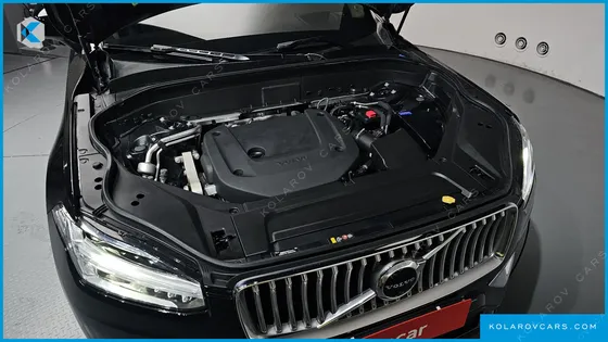 VOLVO XC90 B6 INSCRIPTION