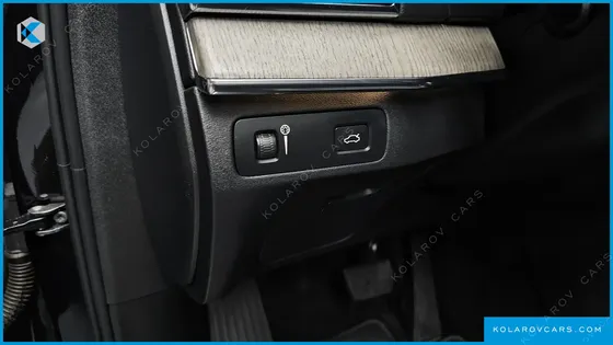 VOLVO XC90 B6 INSCRIPTION