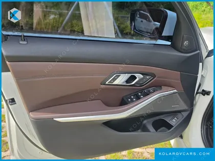 BMW 3 SERIES 330I LUXURY