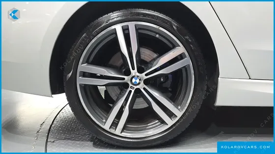 BMW GRAN TURISMO (GT) 630I XDRIVE M SPORT