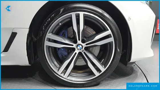 BMW GRAN TURISMO (GT) 630I XDRIVE M SPORT