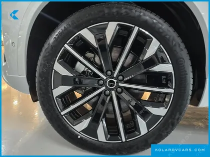 VOLVO XC90 T8 ULTRA BRIGHT HYBRID