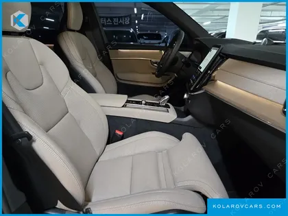 VOLVO XC90 T8 ULTRA BRIGHT HYBRID
